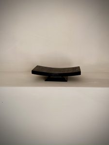 Plateau noir en bois style japonais